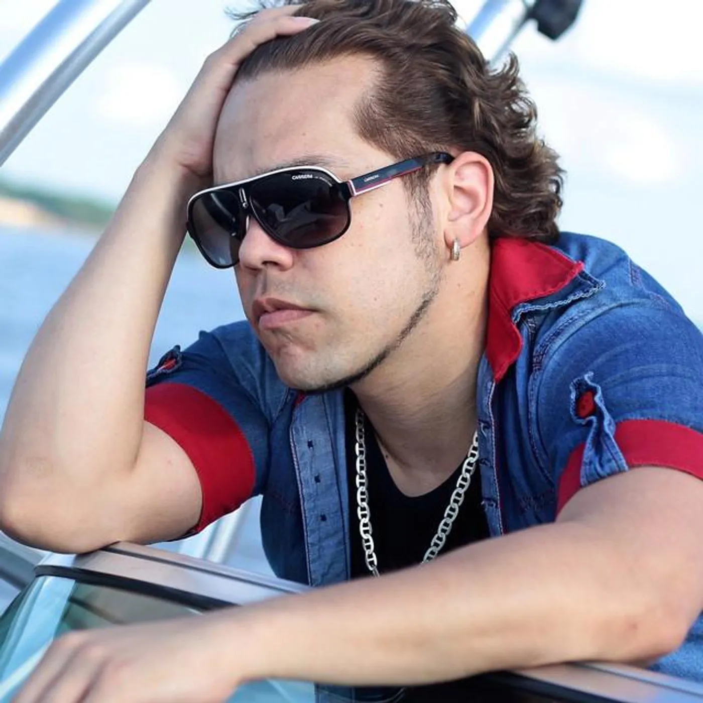 Fer y su As de Corazones Brand Page