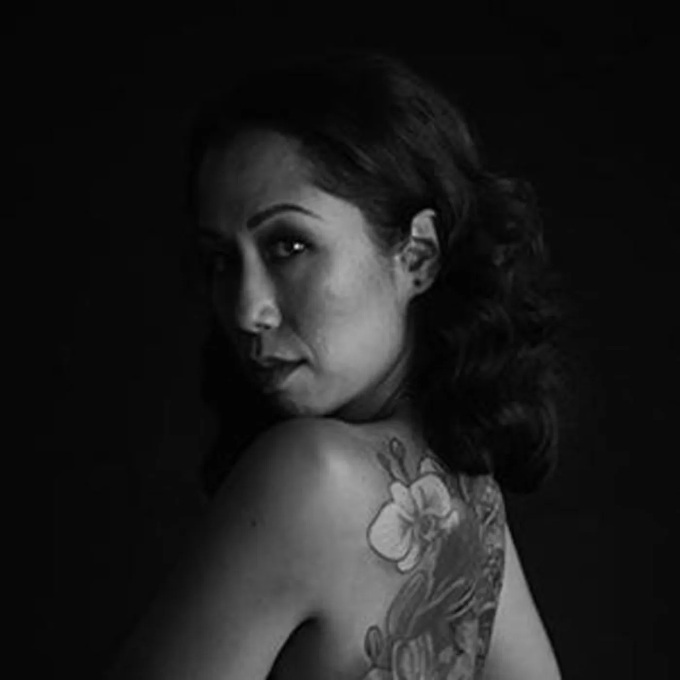 Vanessa Fernandez Brand Page