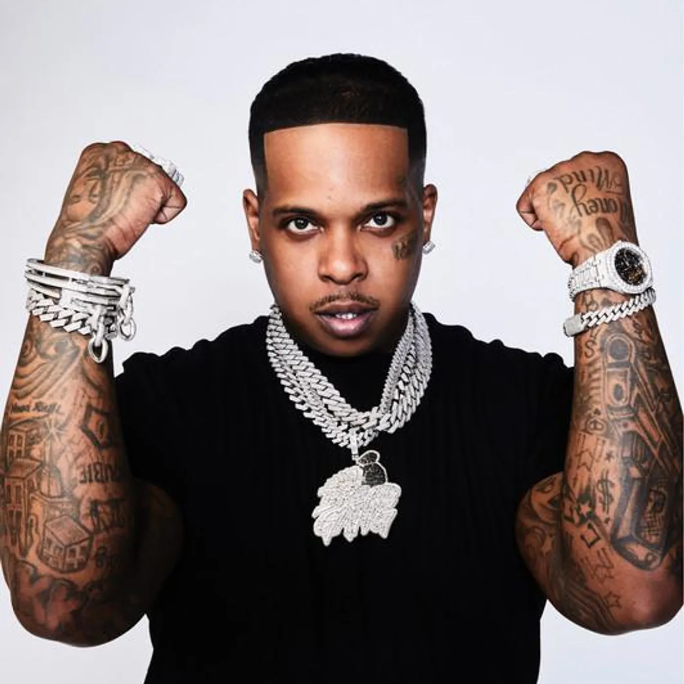 Finesse2tymes Brand Page