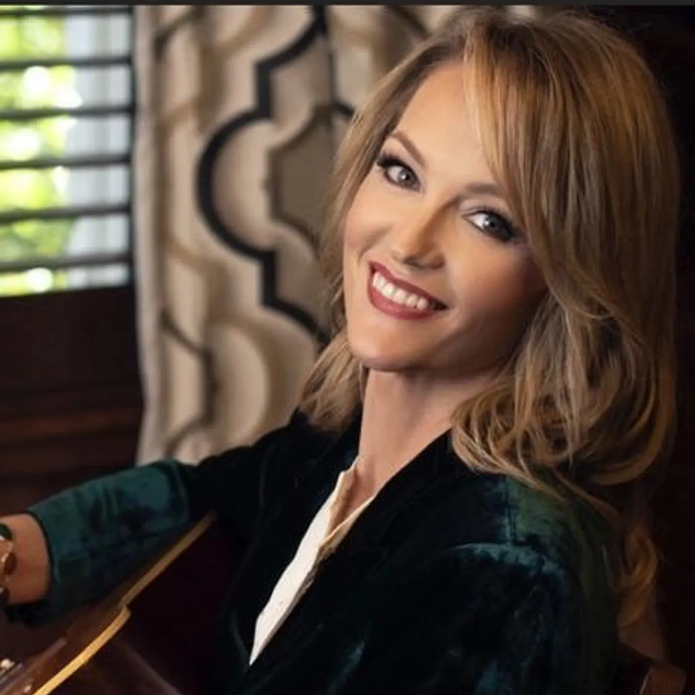 Floramay Holliday Brand Page