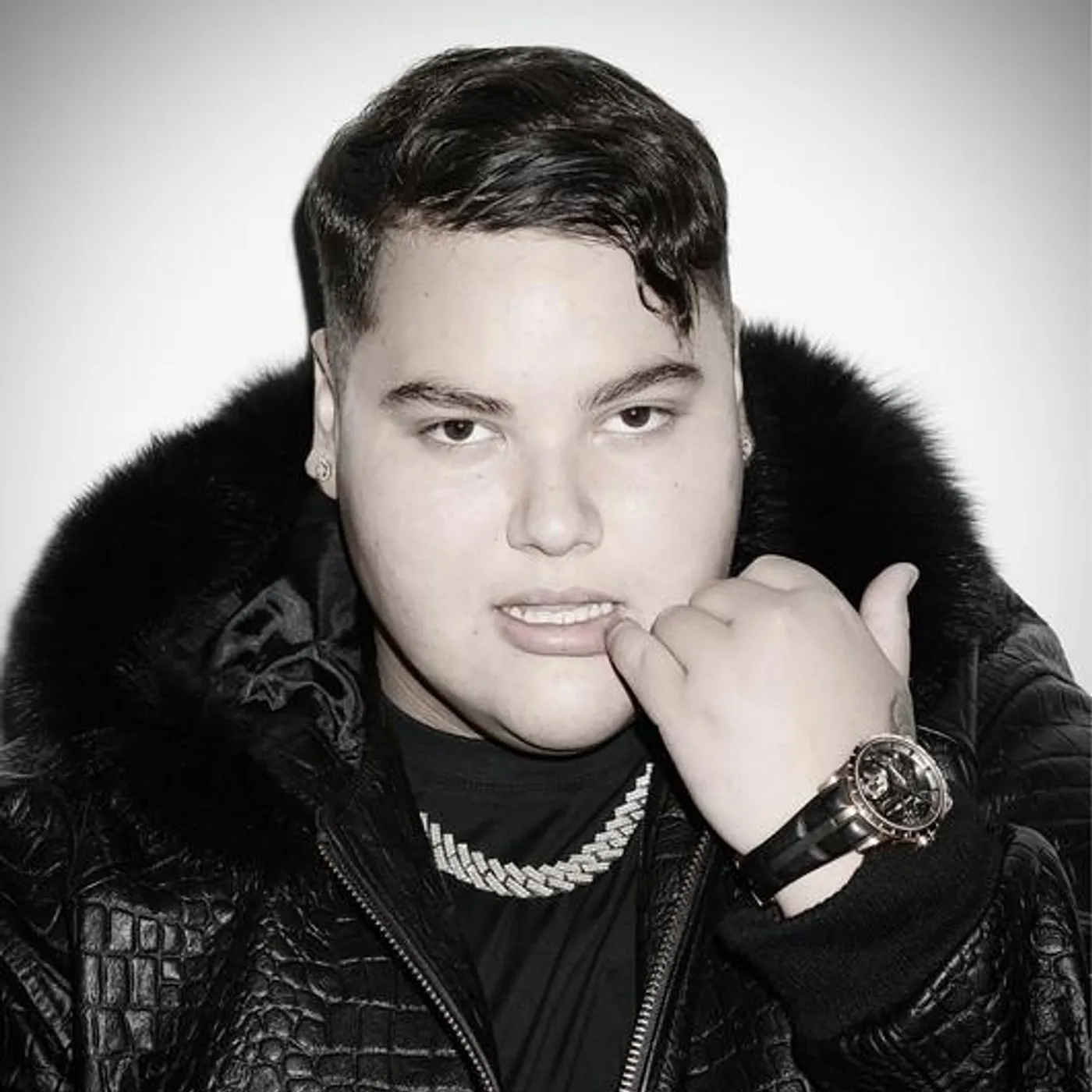 FloyyMenor Brand Page