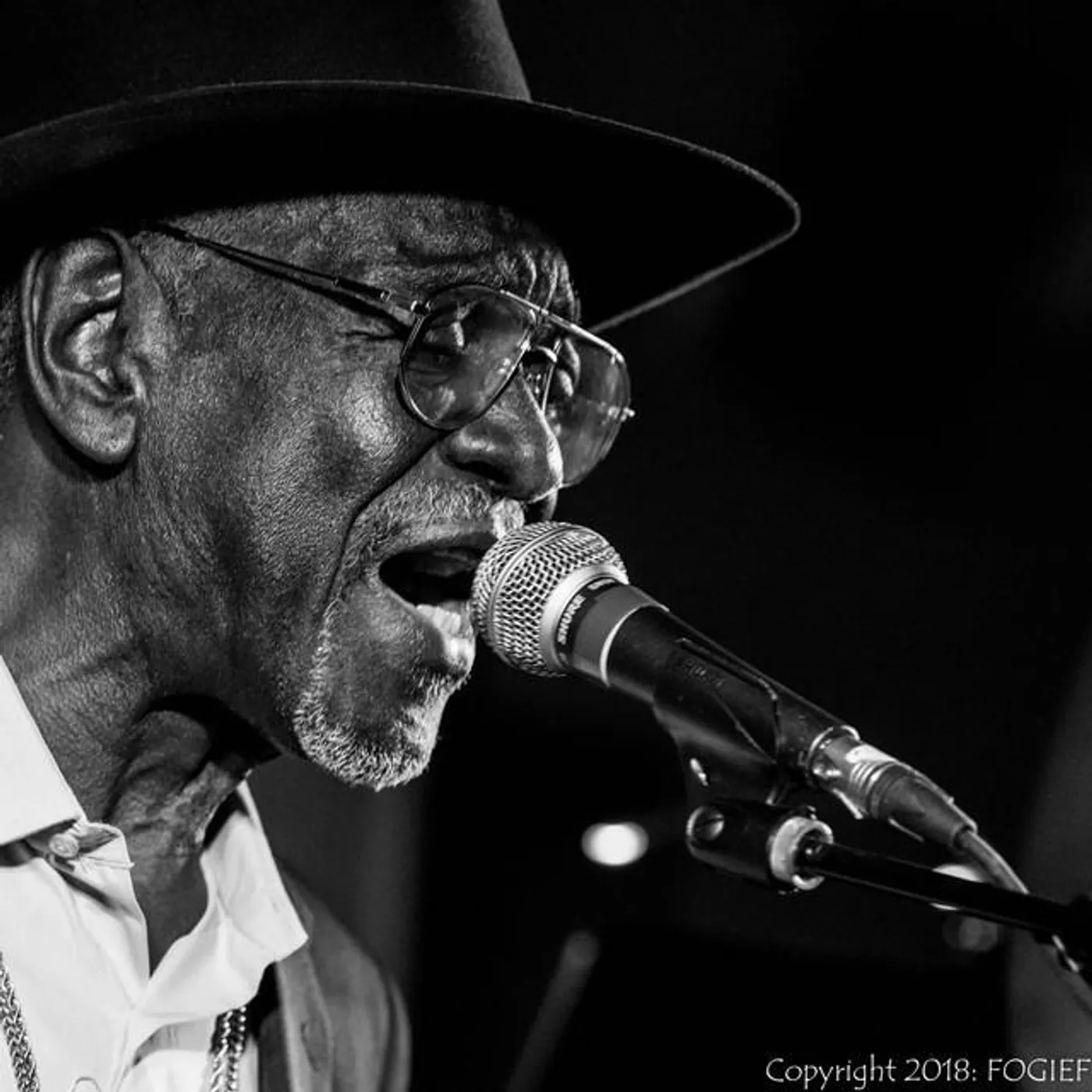 Frank Bey Brand Page