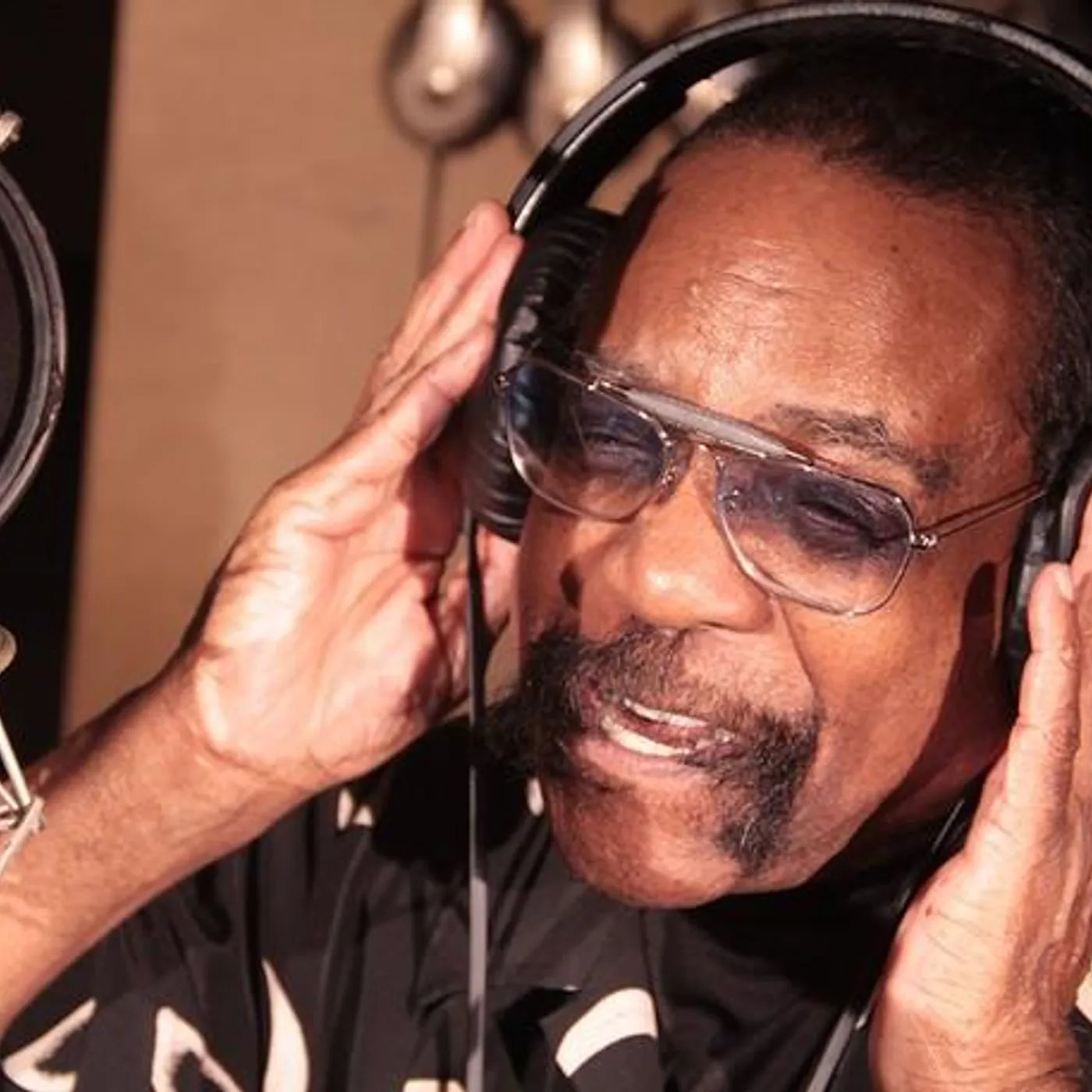 Frankie Smith Brand Page