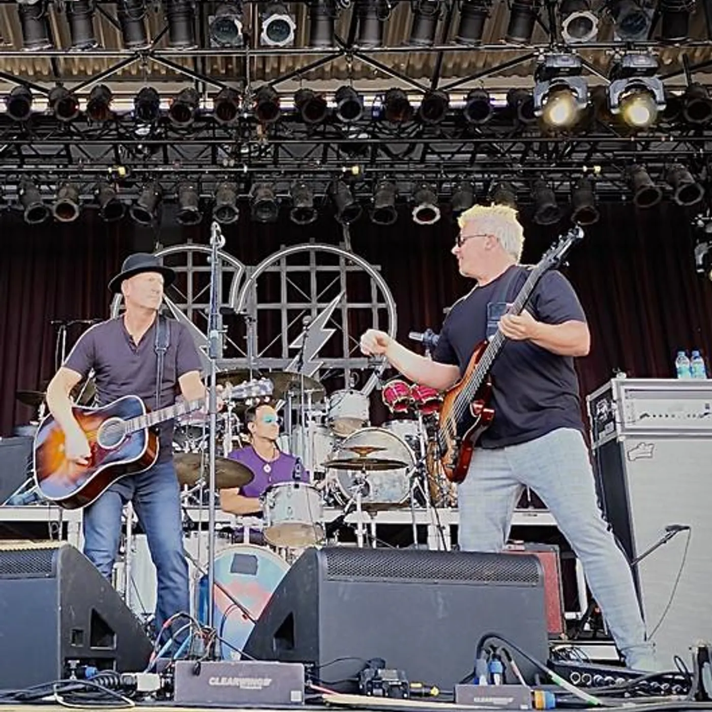 Freddy Jones Band Brand Page