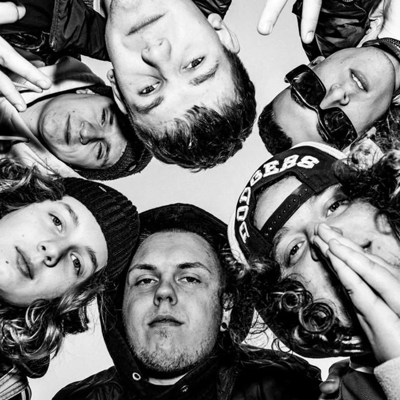 KOLEKTYW FALA Brand Page