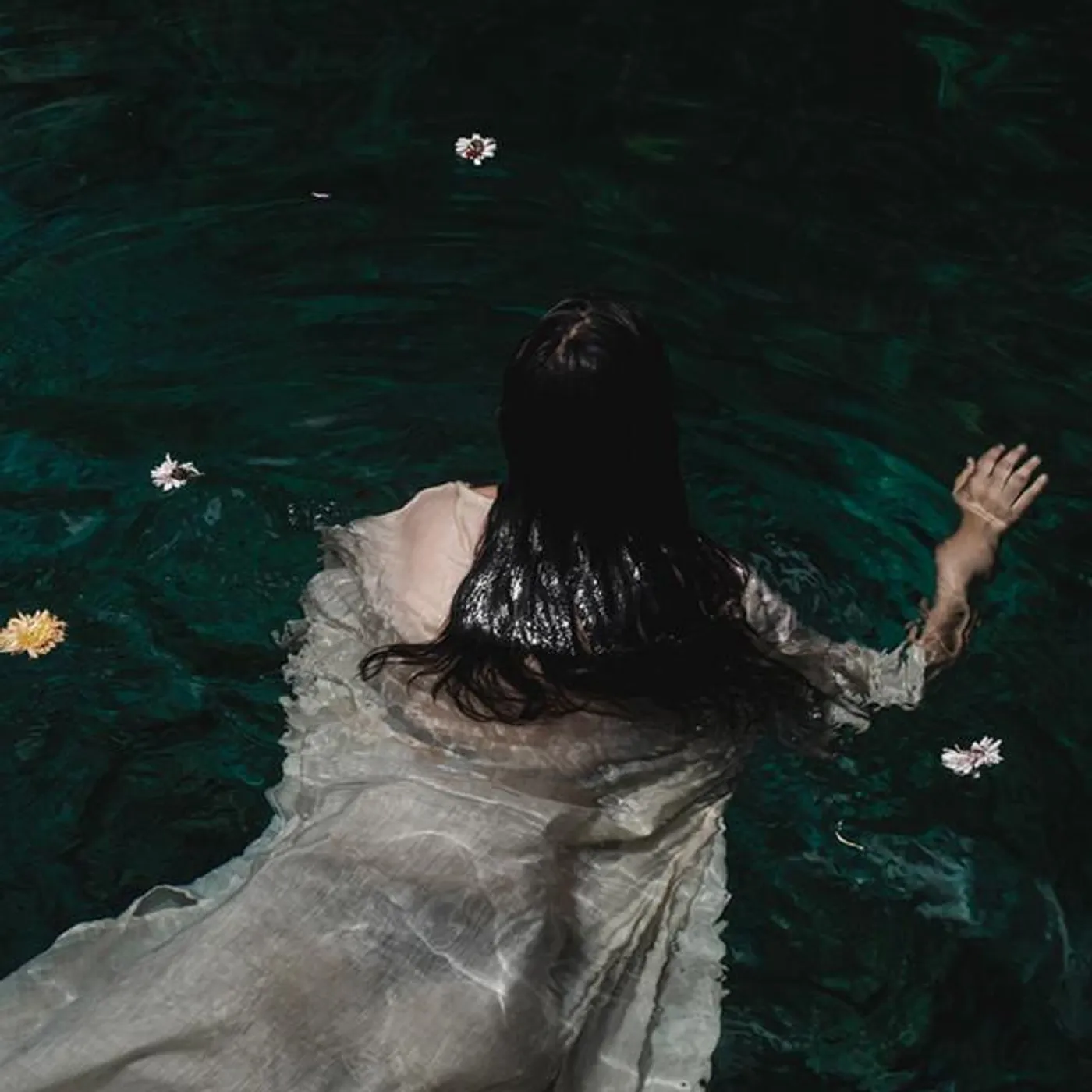 Karen y Los Remedios Brand Page