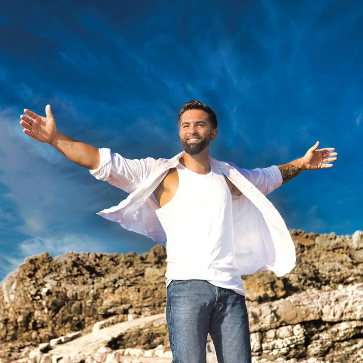 Kendji Girac Brand Page