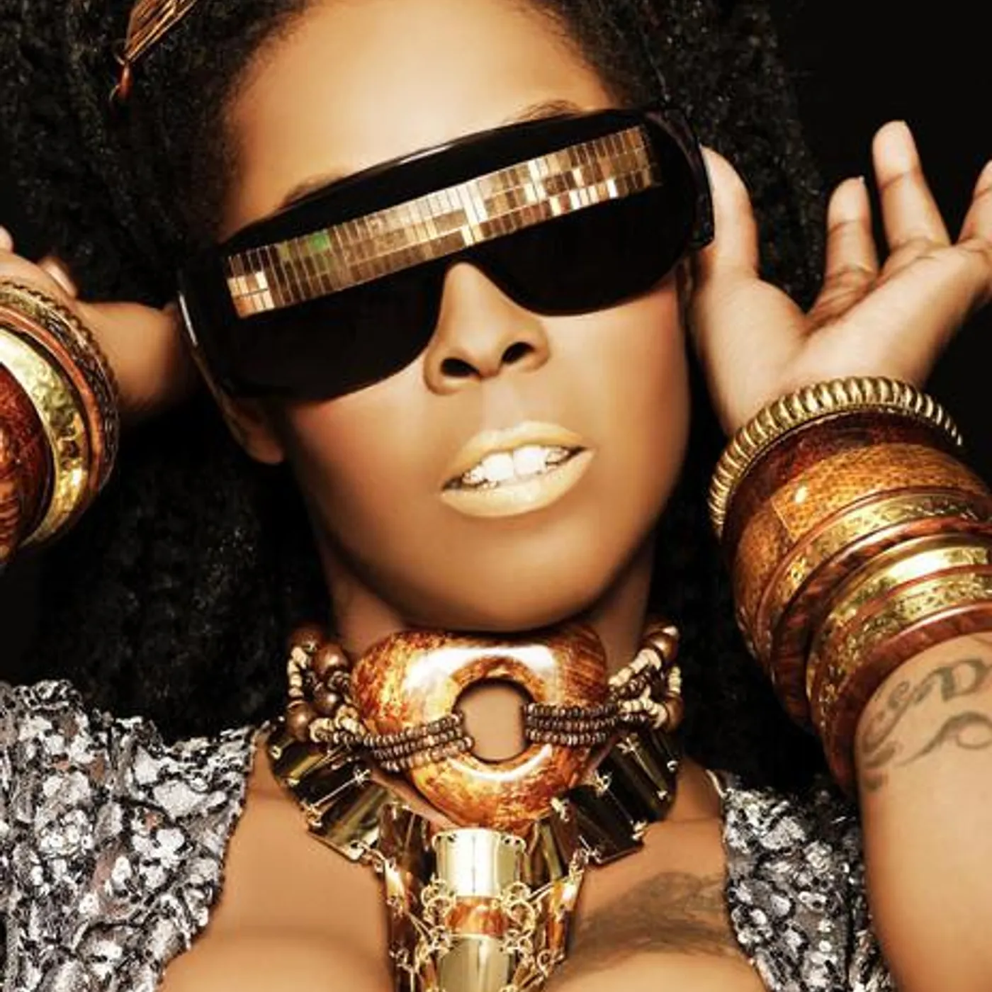 Khia Brand Page