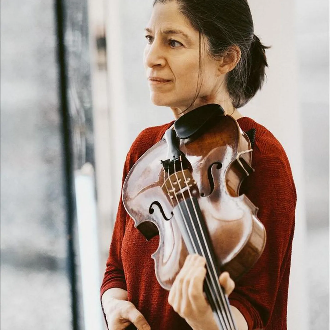 Kim Kashkashian Brand Page