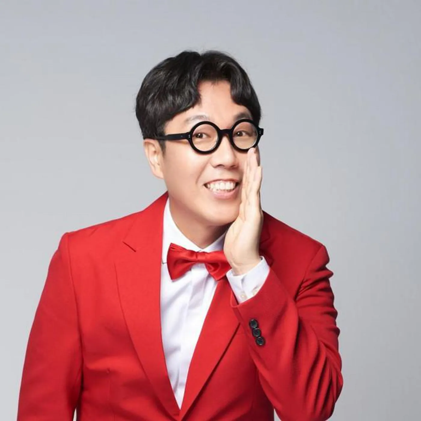 Kim YoungChul Brand Page