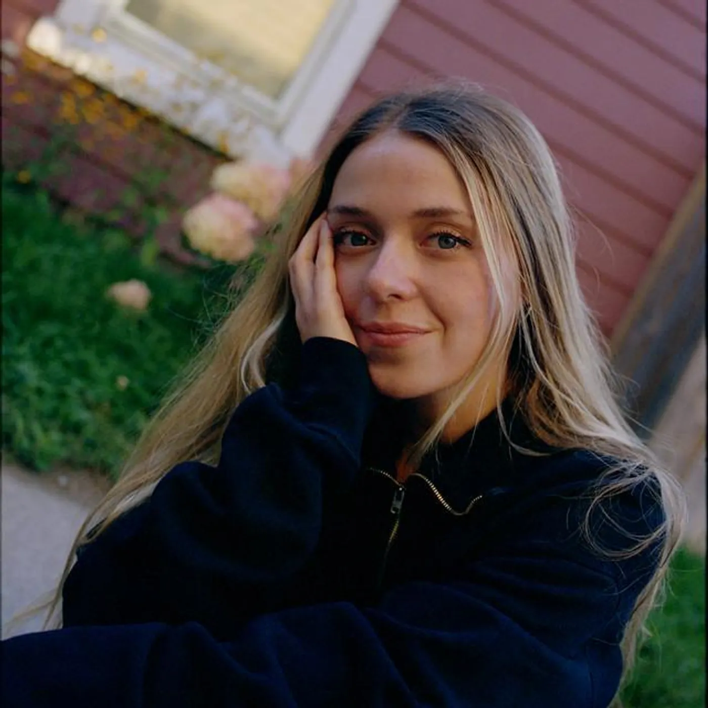 Kirsten Ludwig Brand Page