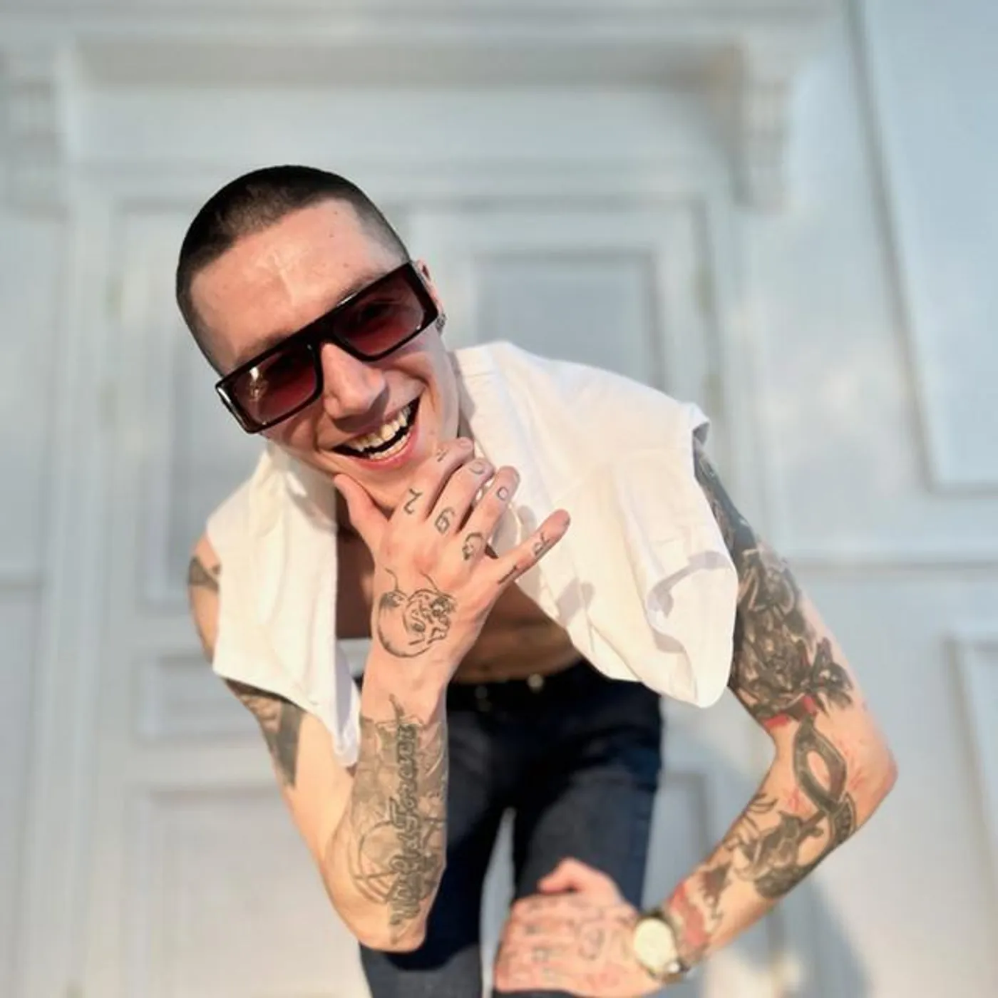 KRESTALL/Courier Brand Page