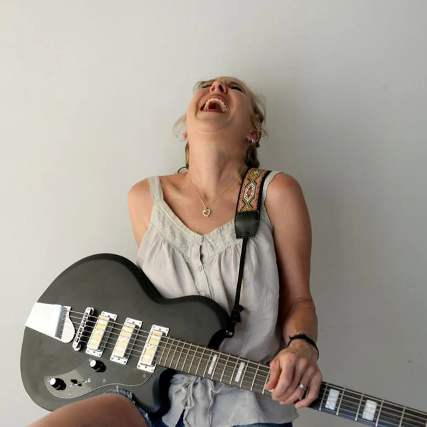 Kristin Hersh Brand Page