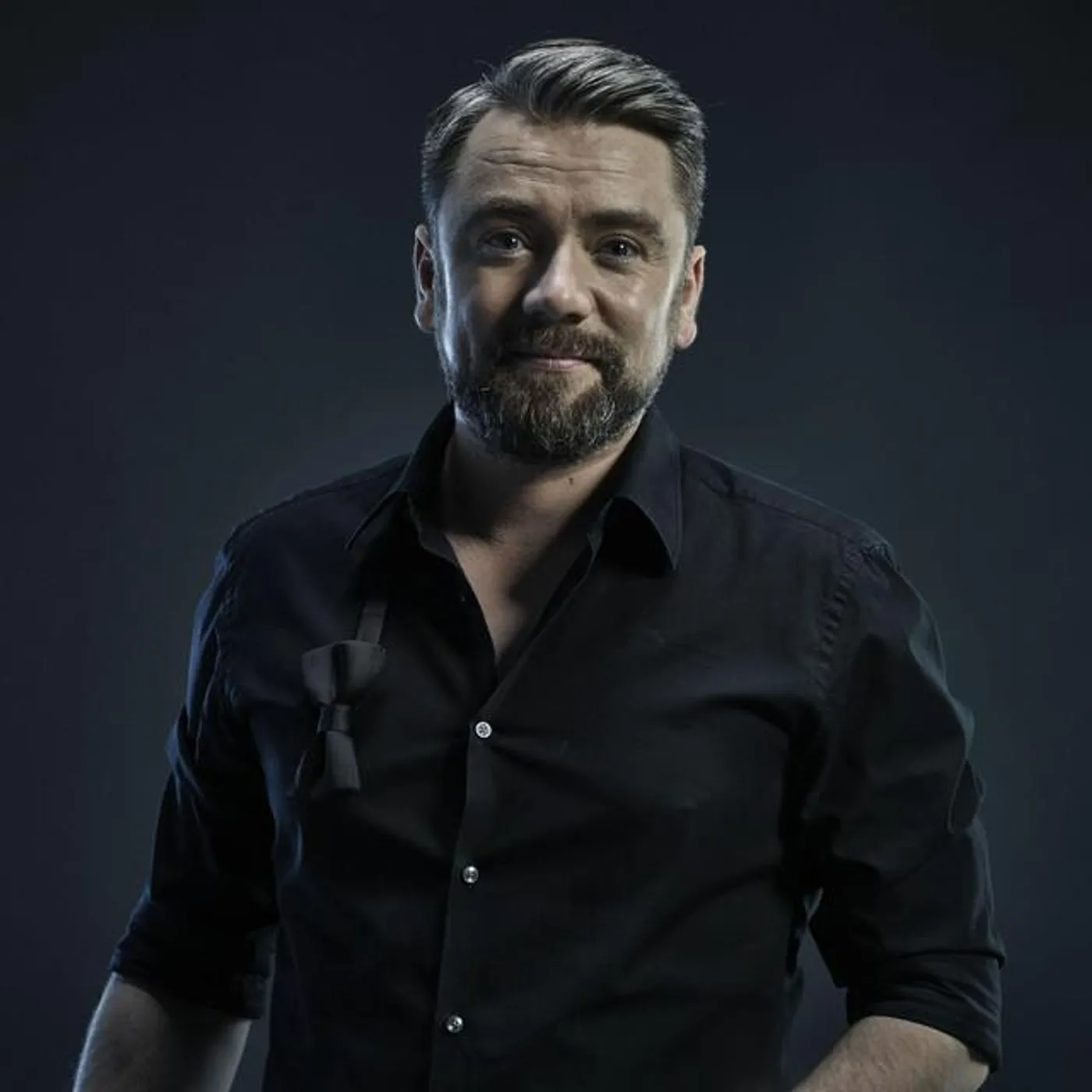 Kuba Badach Brand Page