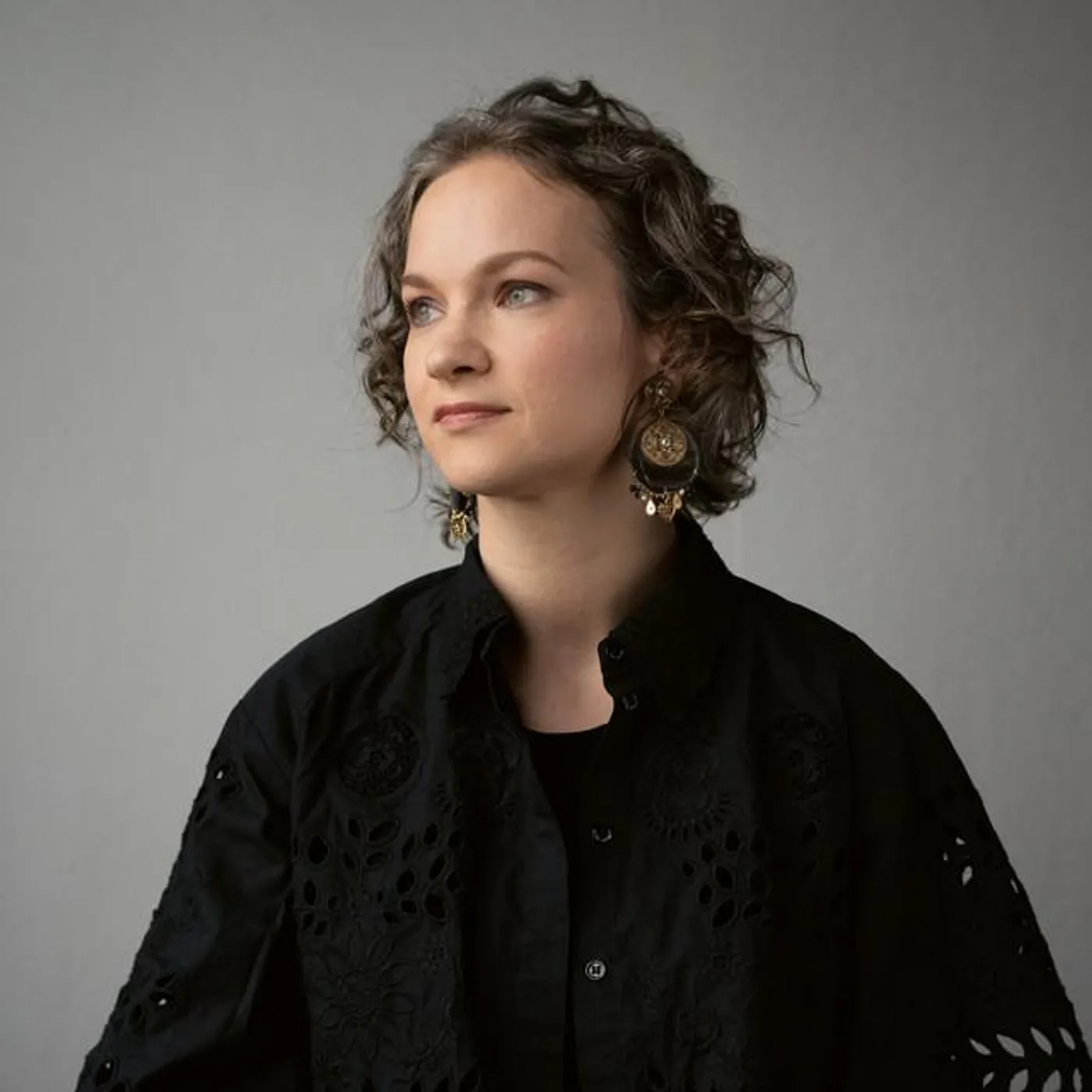 Hilary Hahn Brand Page
