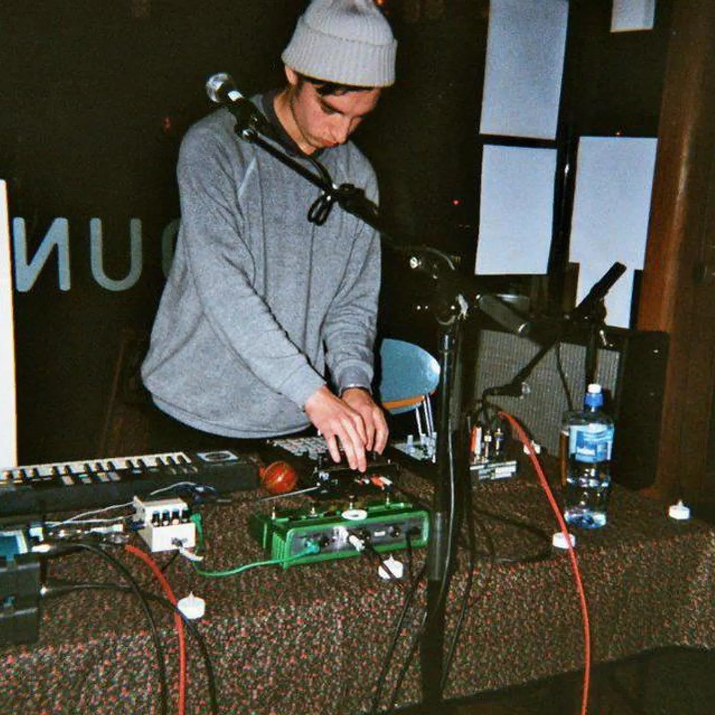 Happy Trendy Brand Page