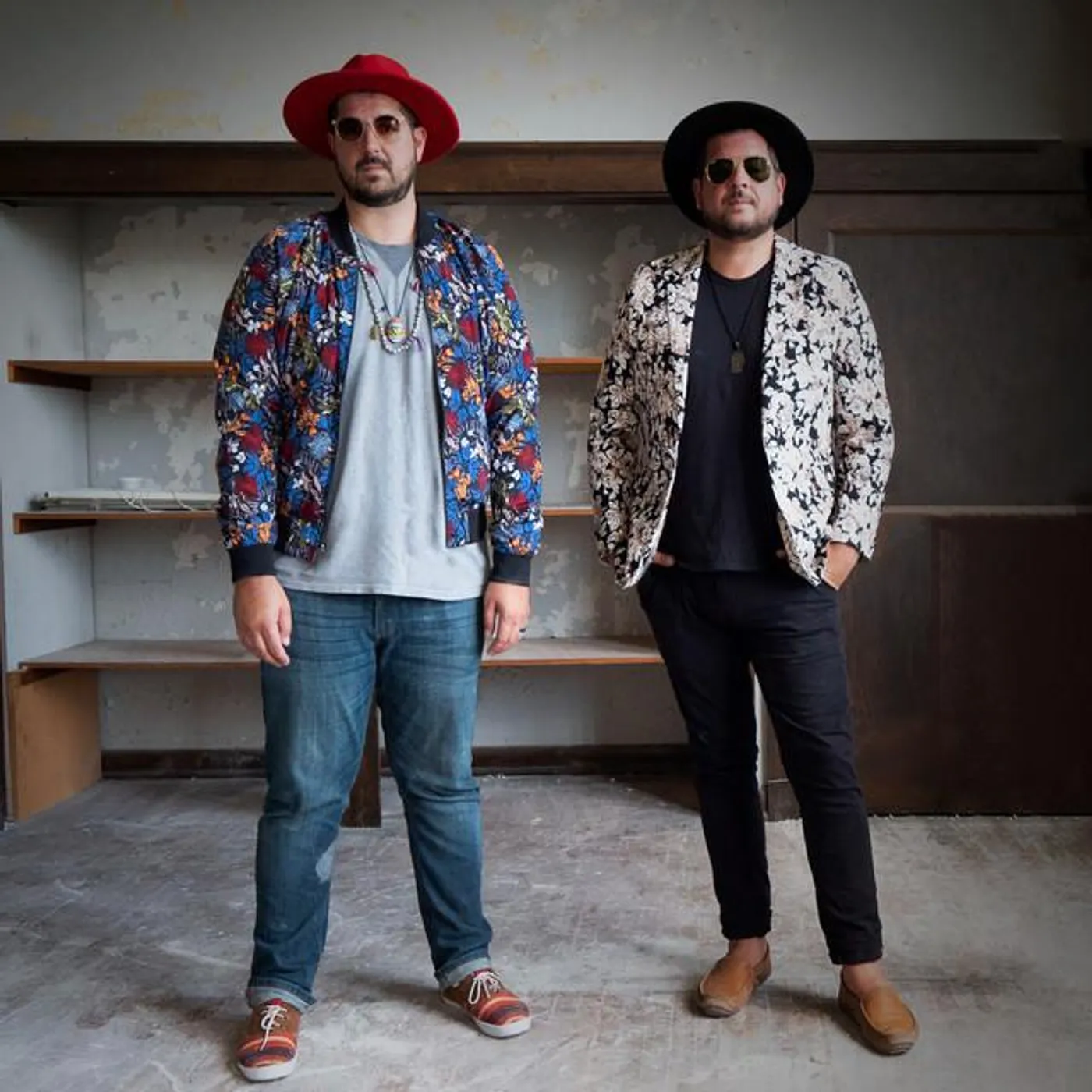 Hey Monea Brand Page