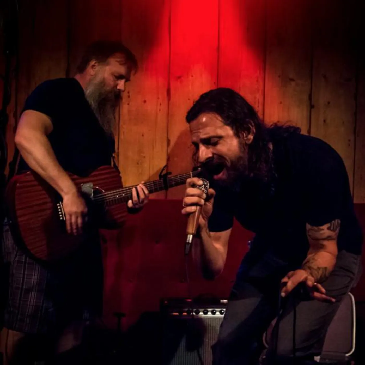 Hidden Cabins Brand Page