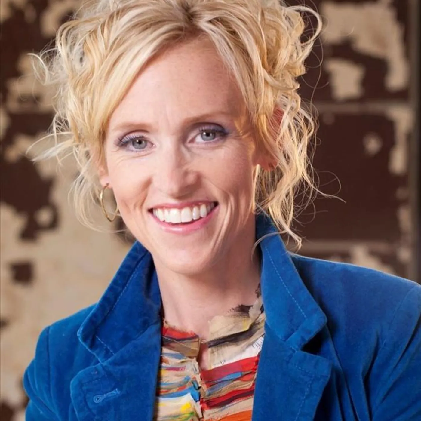 Hilary Weeks Brand Page