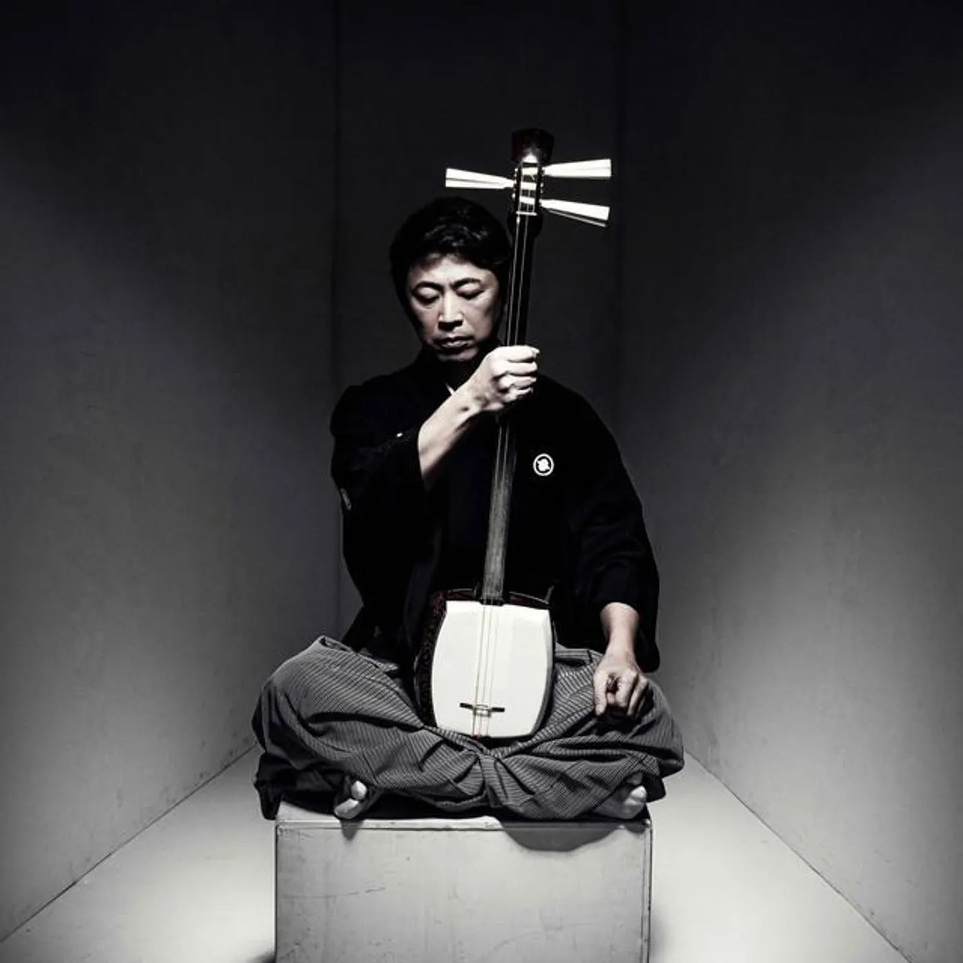 Hiromitsu Agatsuma Brand Page