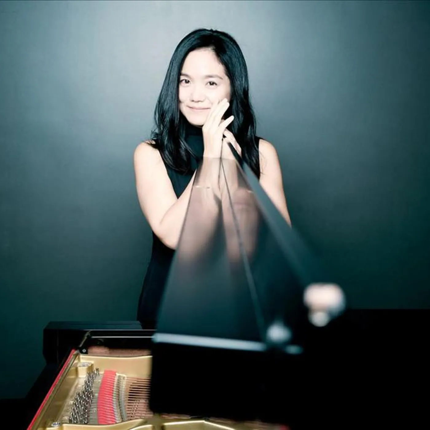 Hisako Kawamura Brand Page