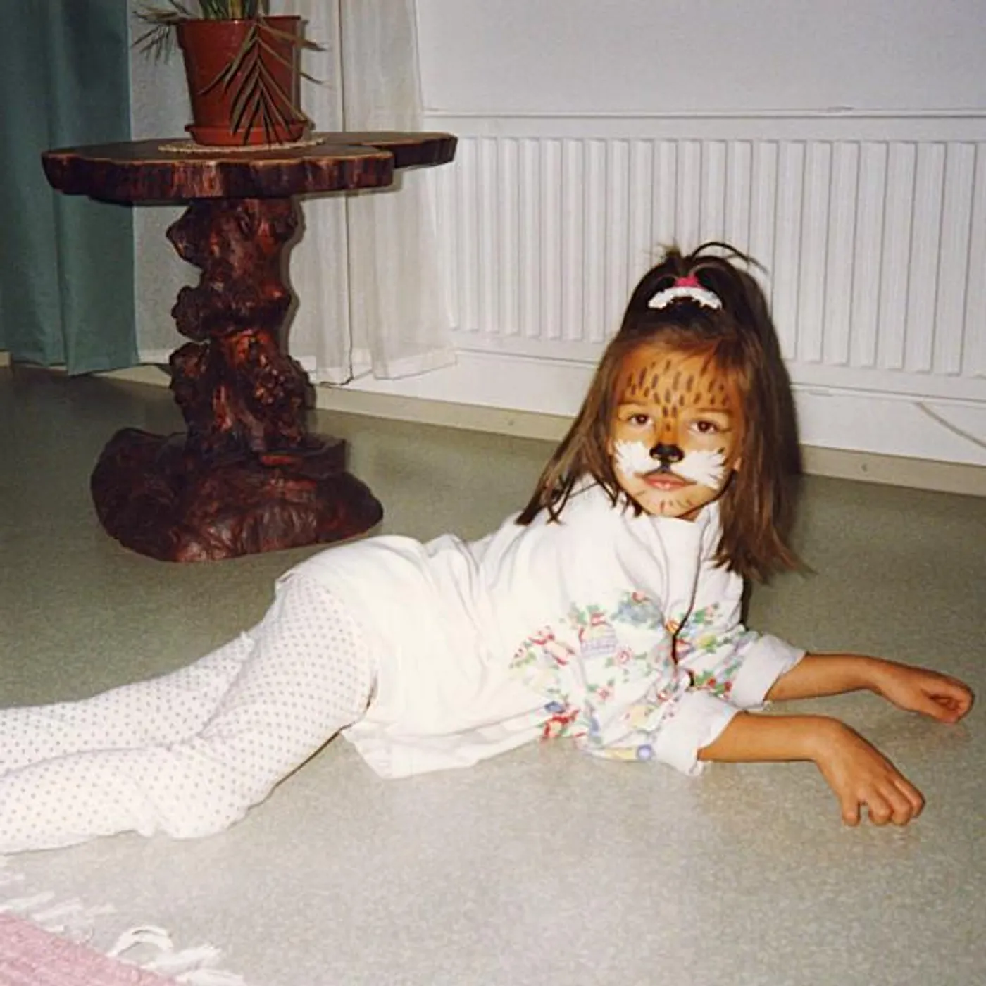 Hullu Ruusu Brand Page