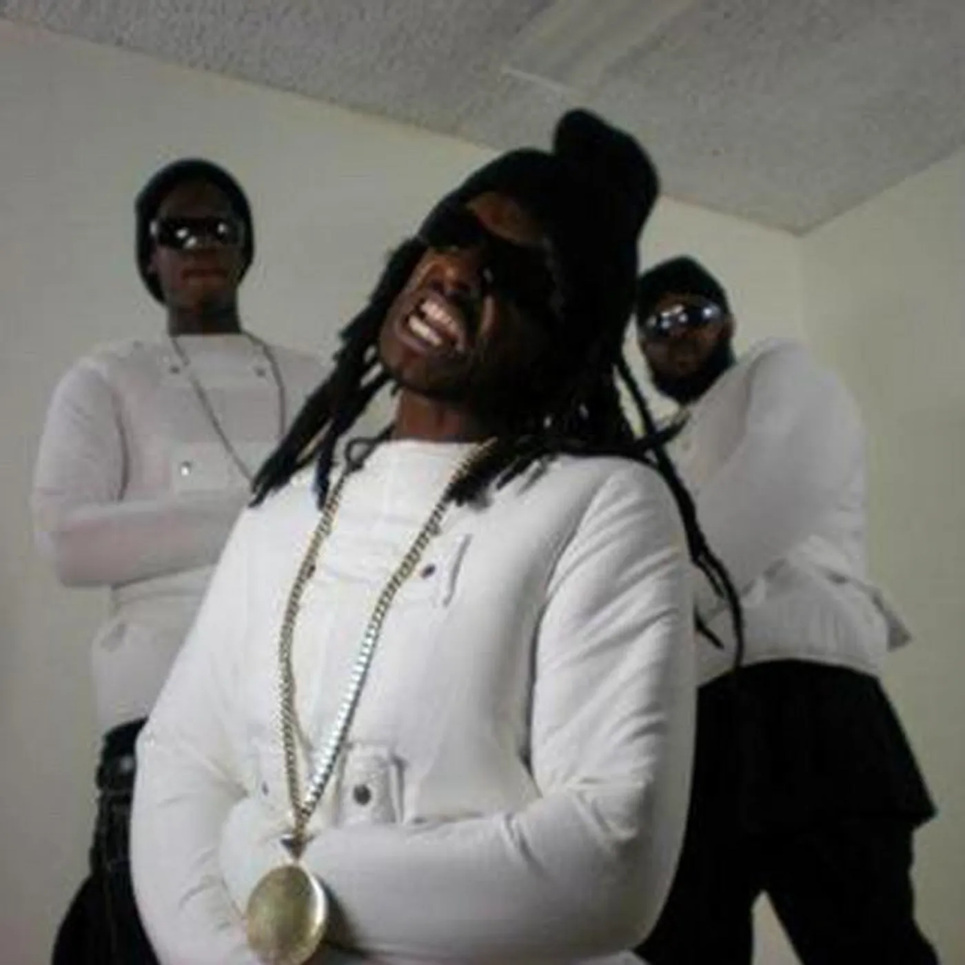 Hustle Holicz Brand Page