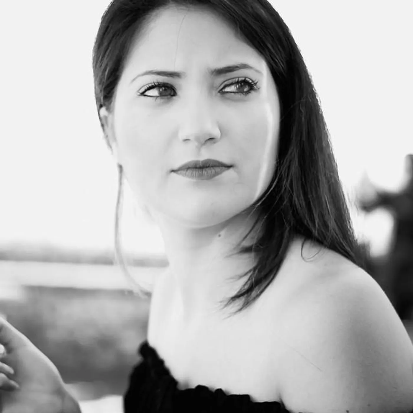 Imen Mehrzi Brand Page