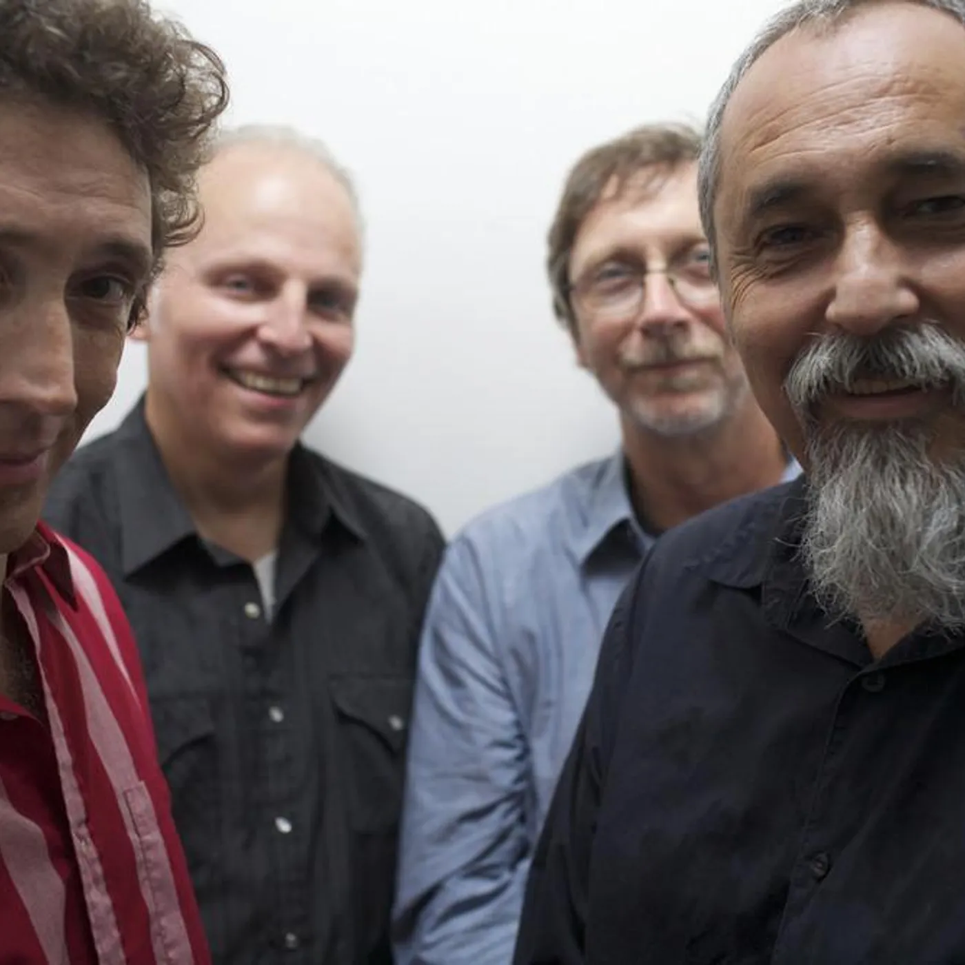 The Iguanas Brand Page