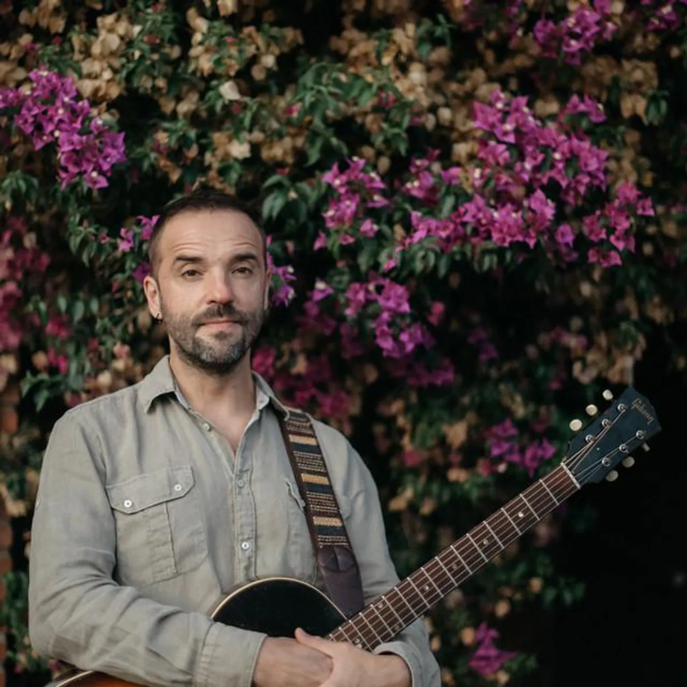 Iker Lauroba Brand Page