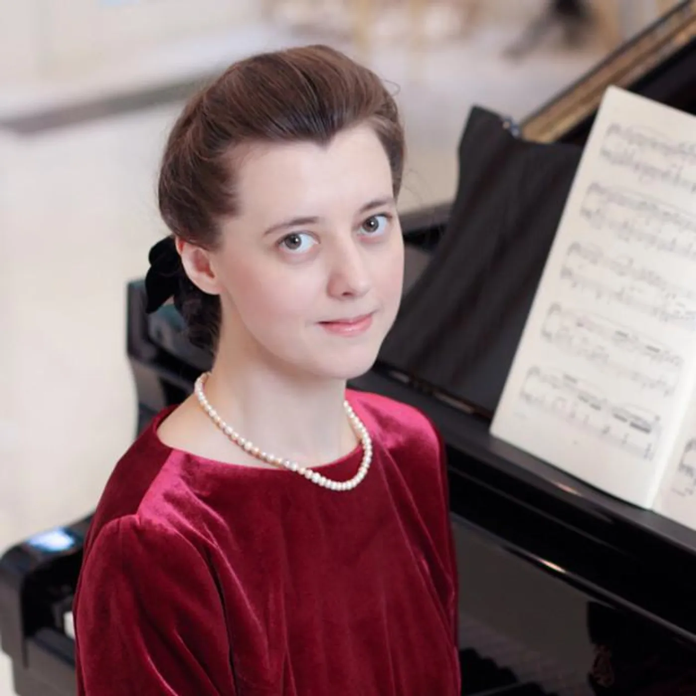 Irina Mejoueva Brand Page