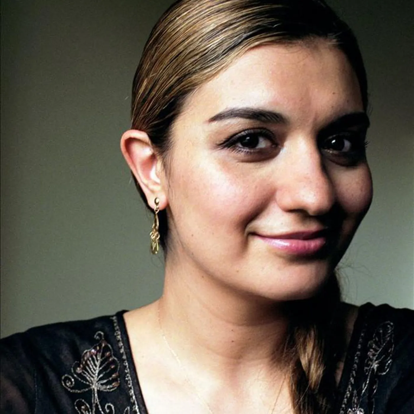 Isabel Bayrakdarian Brand Page