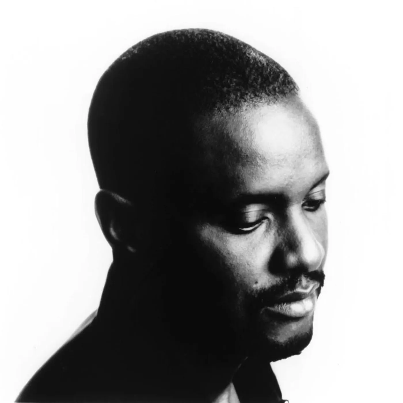 Ismaël Lô Brand Page