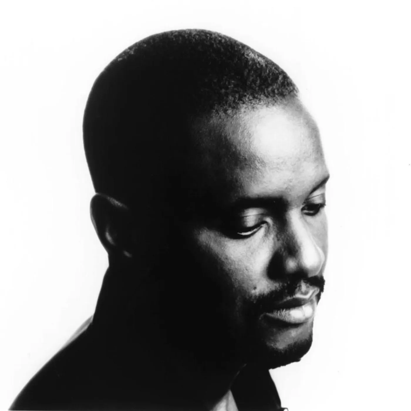 Ismaël Lô Brand Page