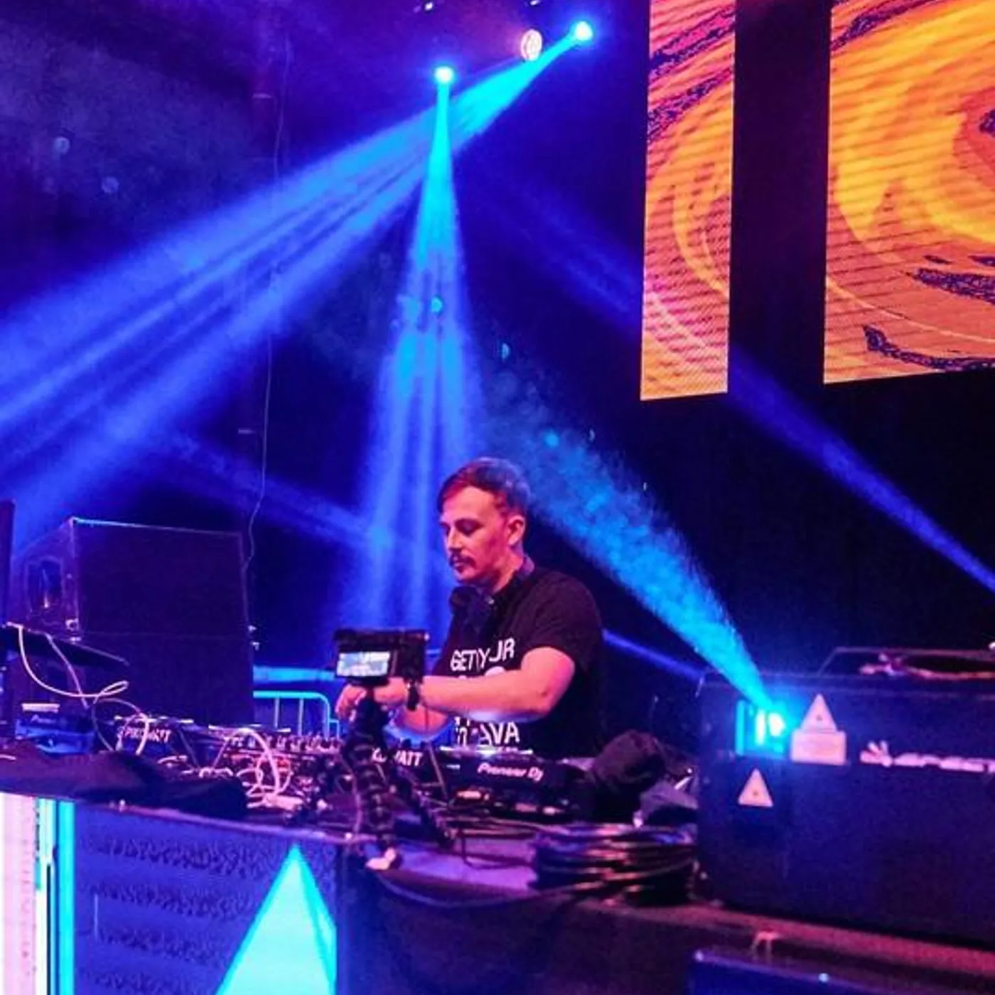 Iulian Badea Brand Page