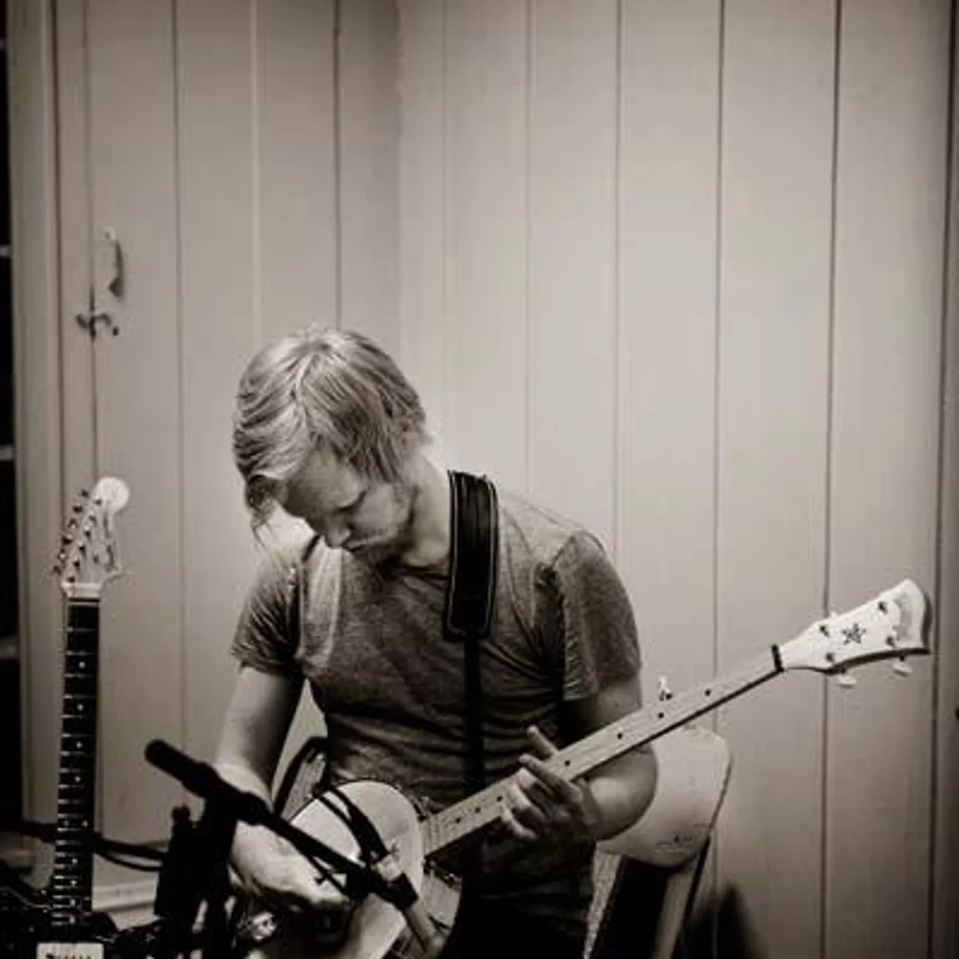 Ivar Grydeland Brand Page