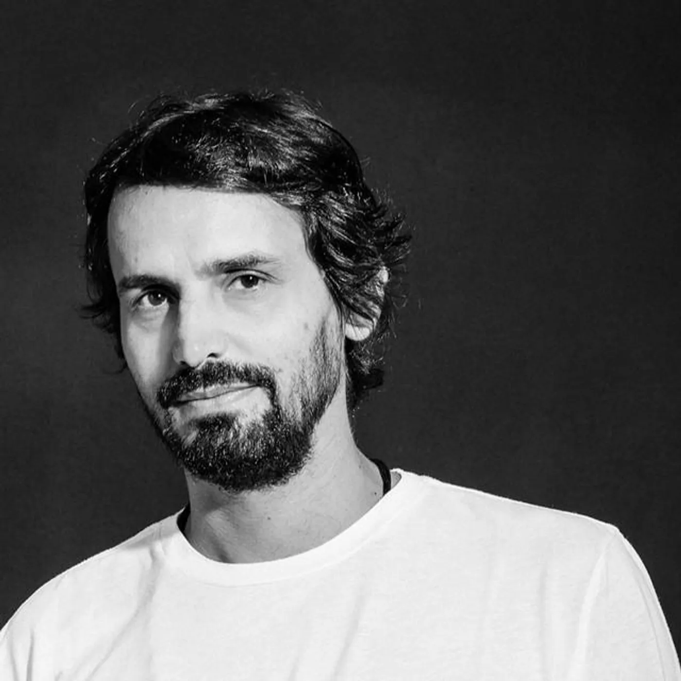 Joutro Mundo Brand Page