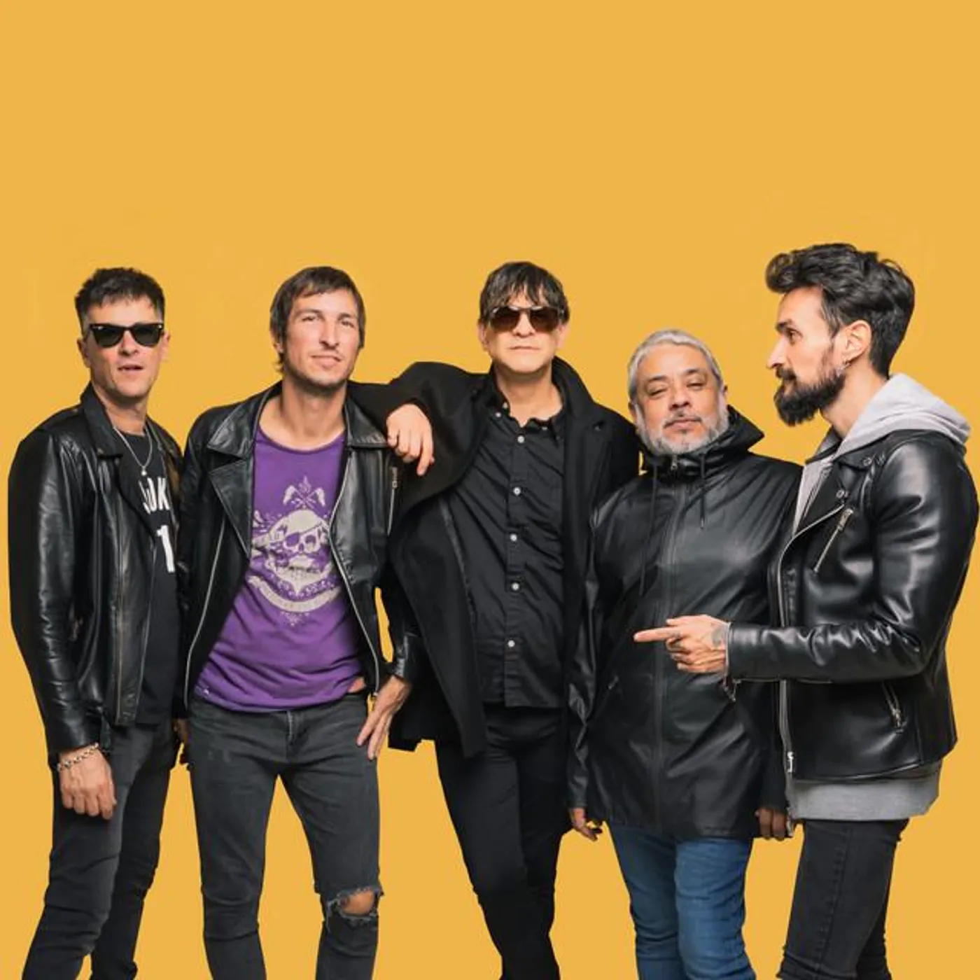 Jóvenes Pordioseros Brand Page