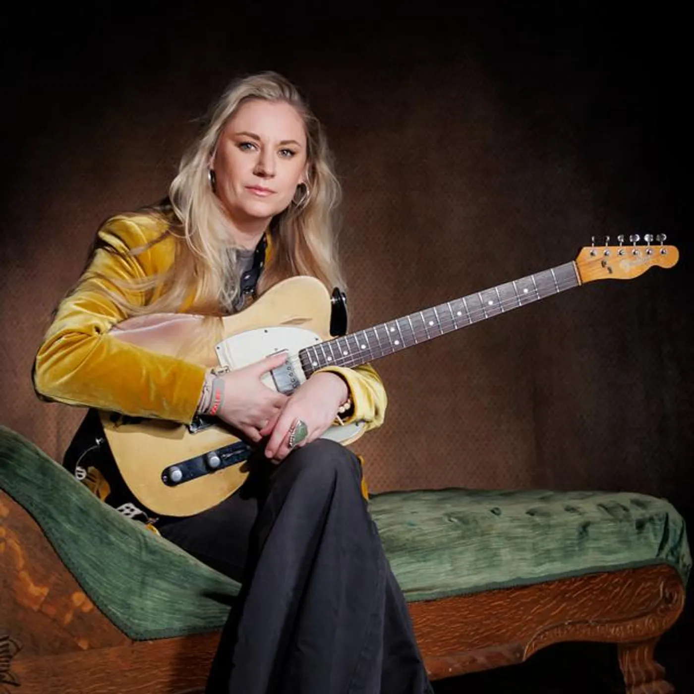 Joanne Shaw Taylor Brand Page