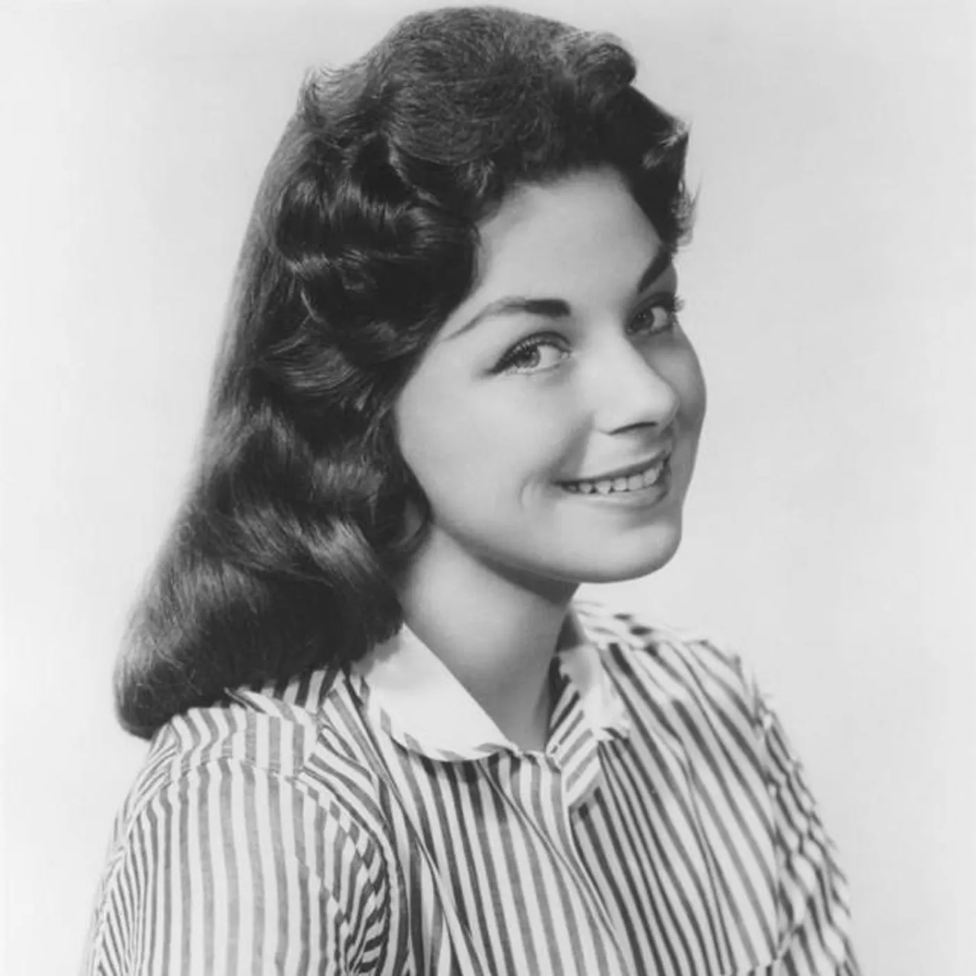 Joanie Sommers Brand Page