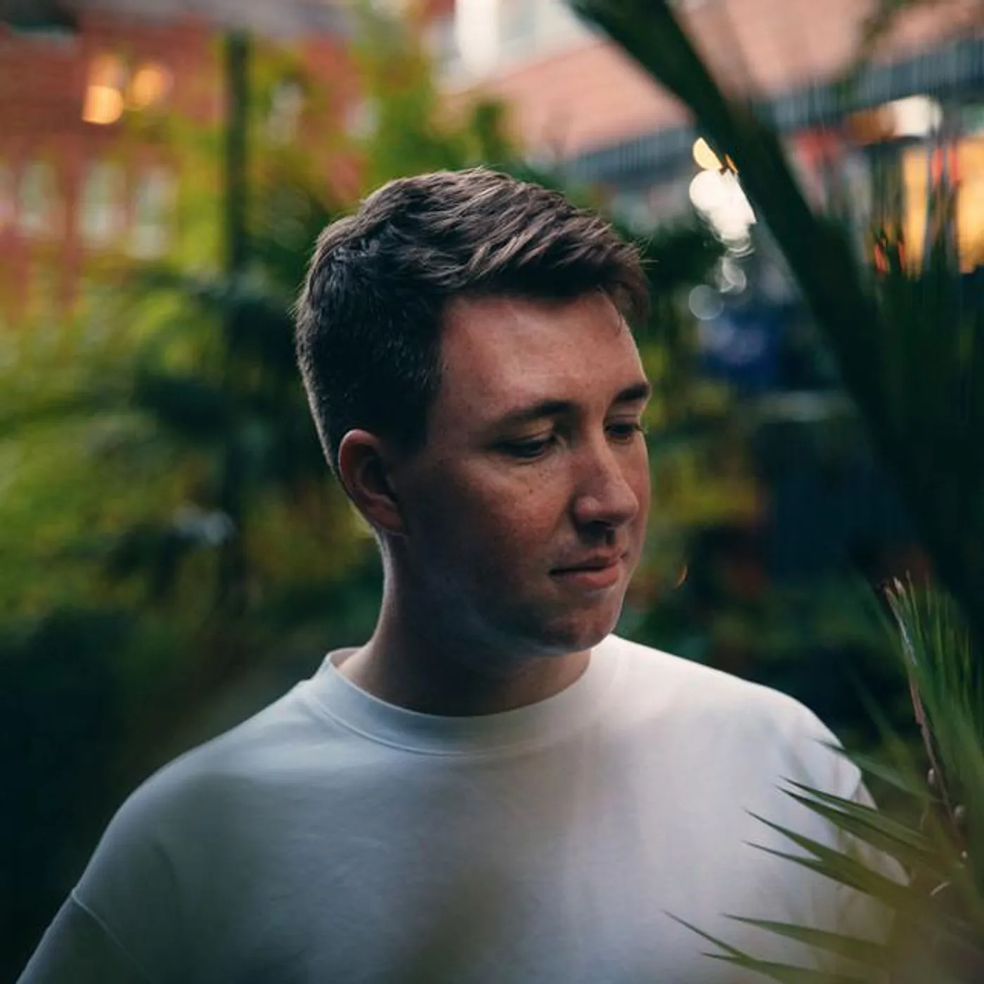 Jonathan Ogden Brand Page