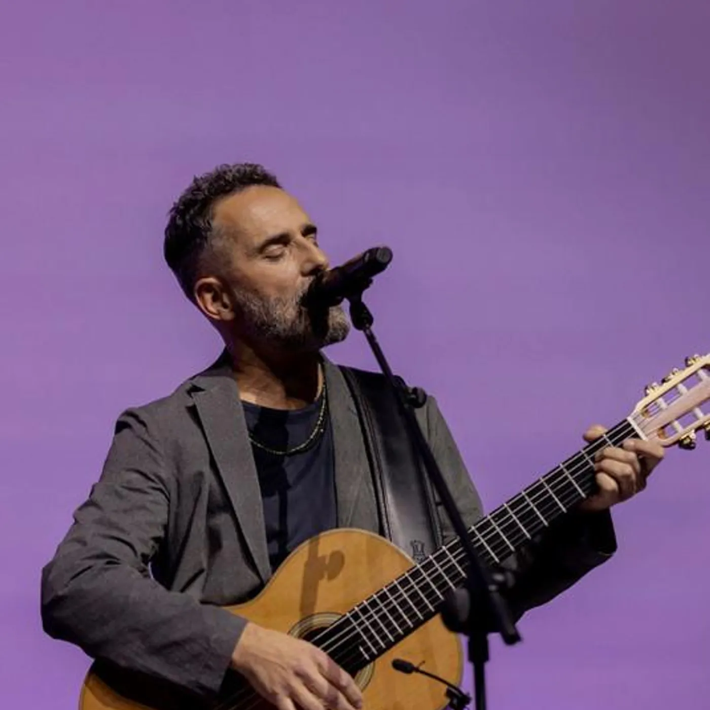 Jorge Drexler Brand Page