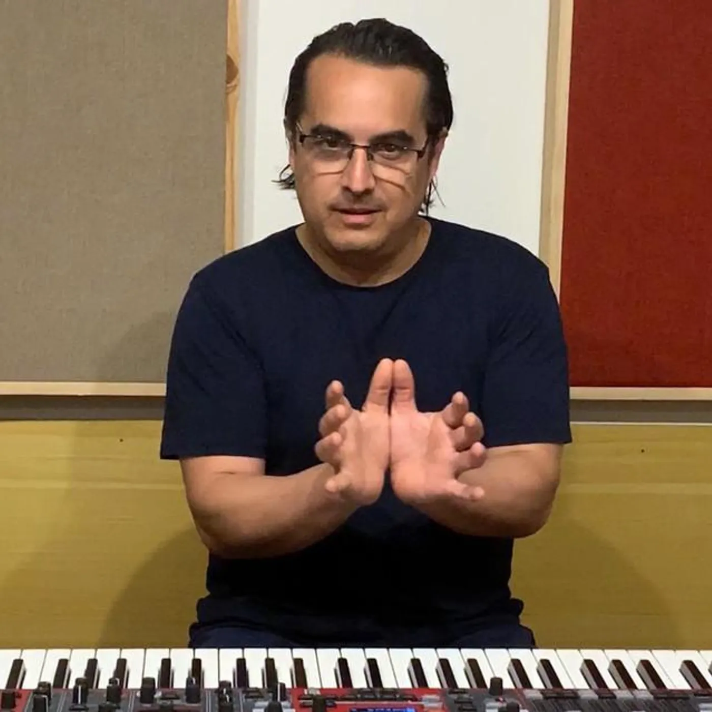 José Luis Madueño Brand Page