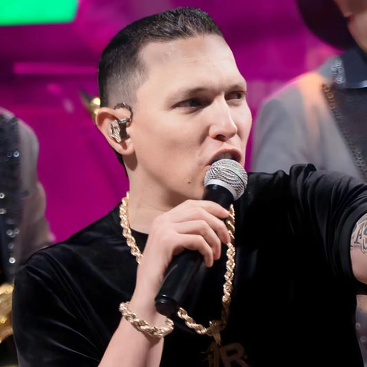 Javier Rosas Y Su Artillería Pesada Brand Page