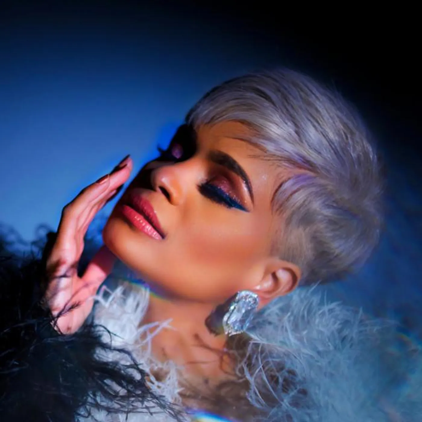 Jaclyn Victor Brand Page