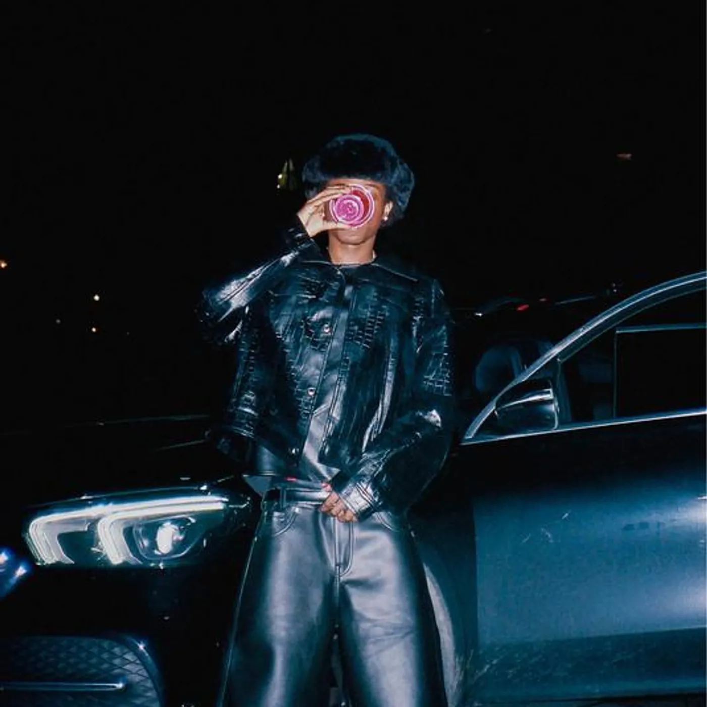 Jeunesaint Brand Page