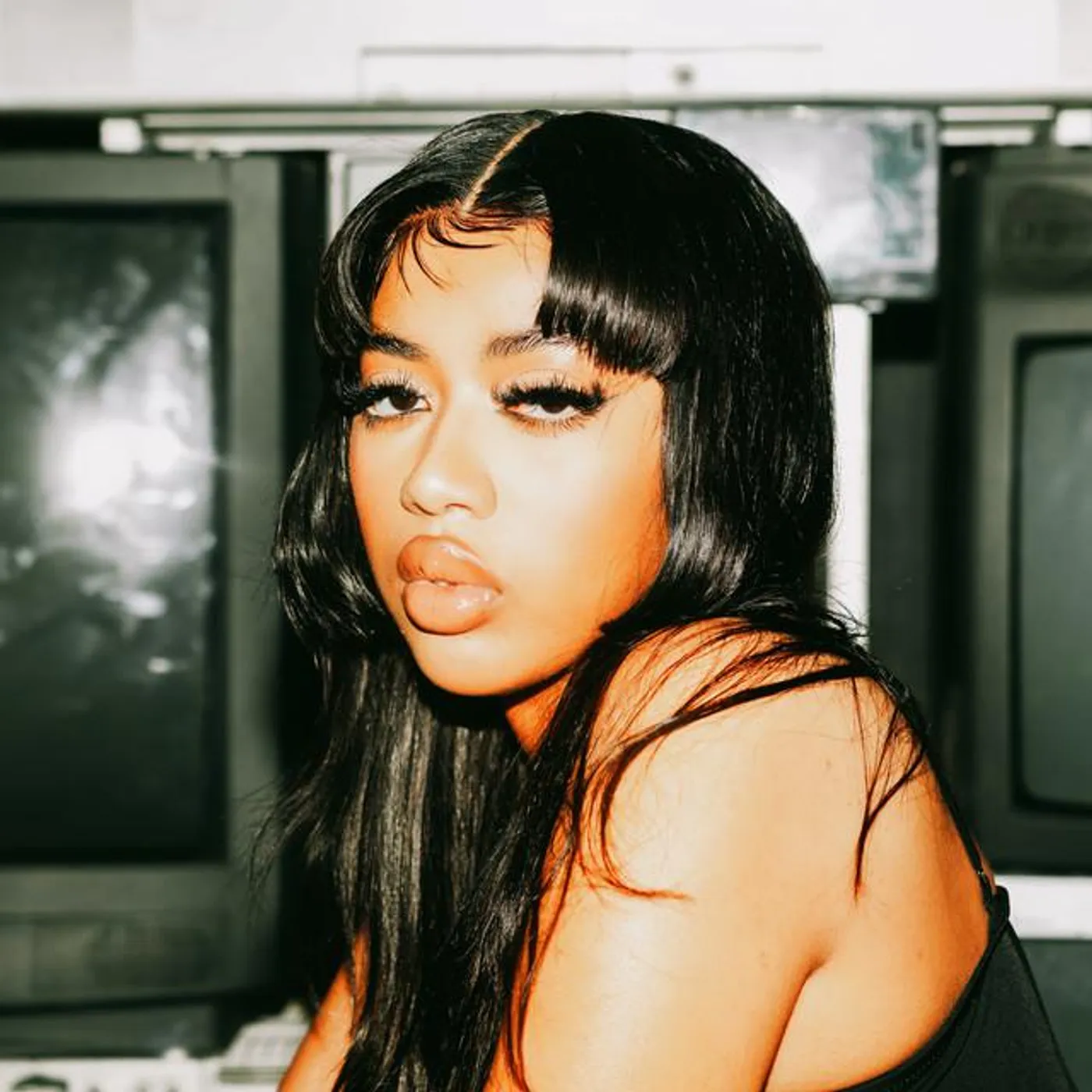 Jean Deaux Brand Page