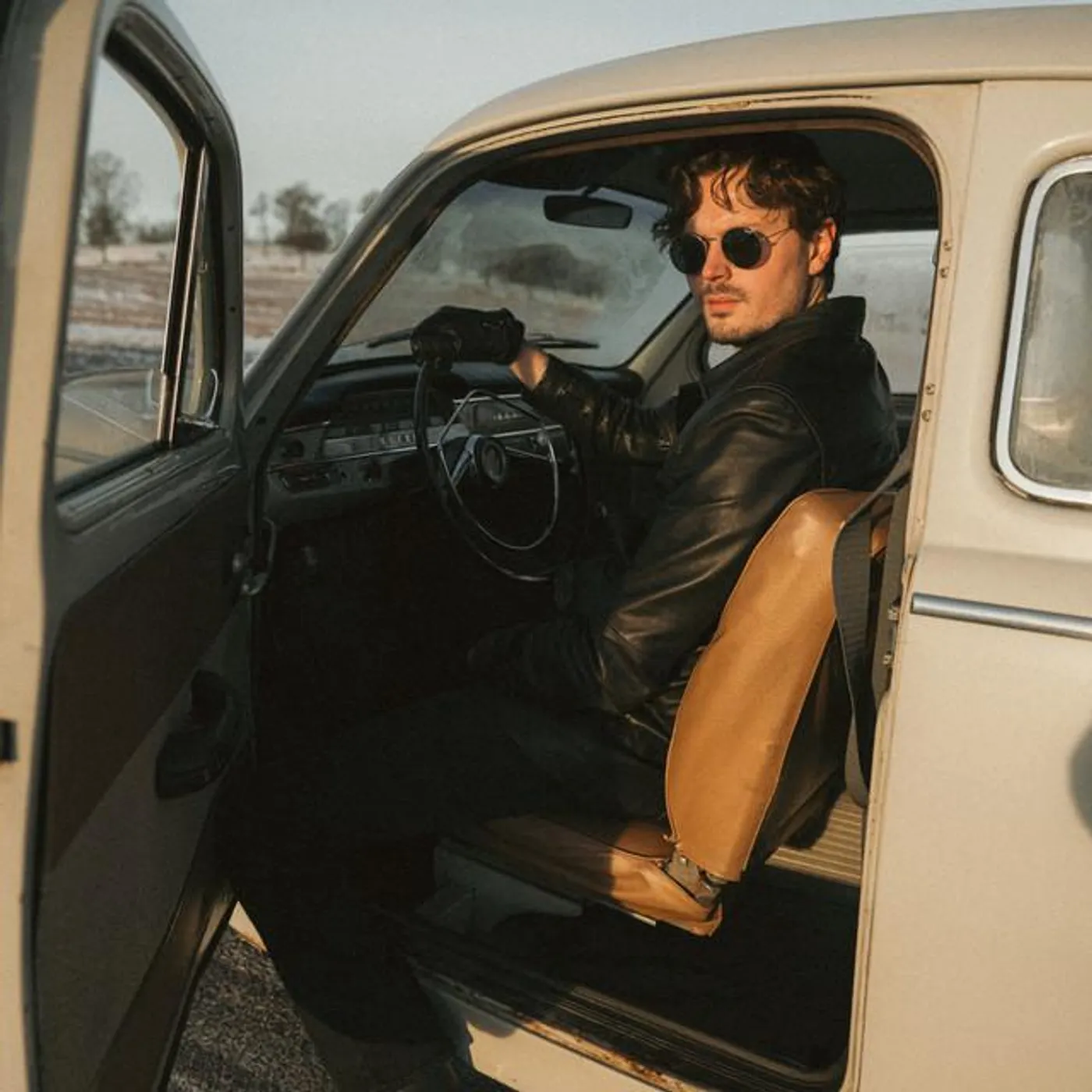 Jesper Lindell Brand Page