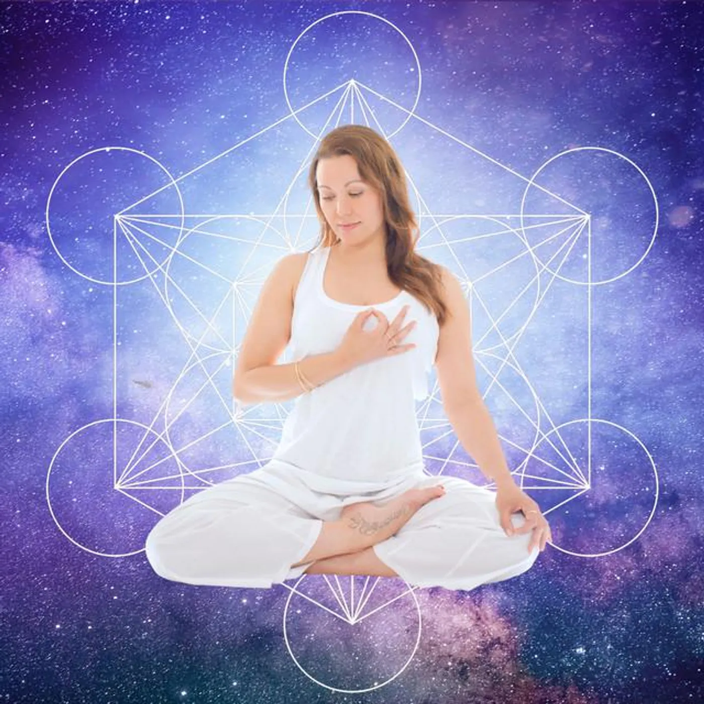 Julia Elena Brand Page