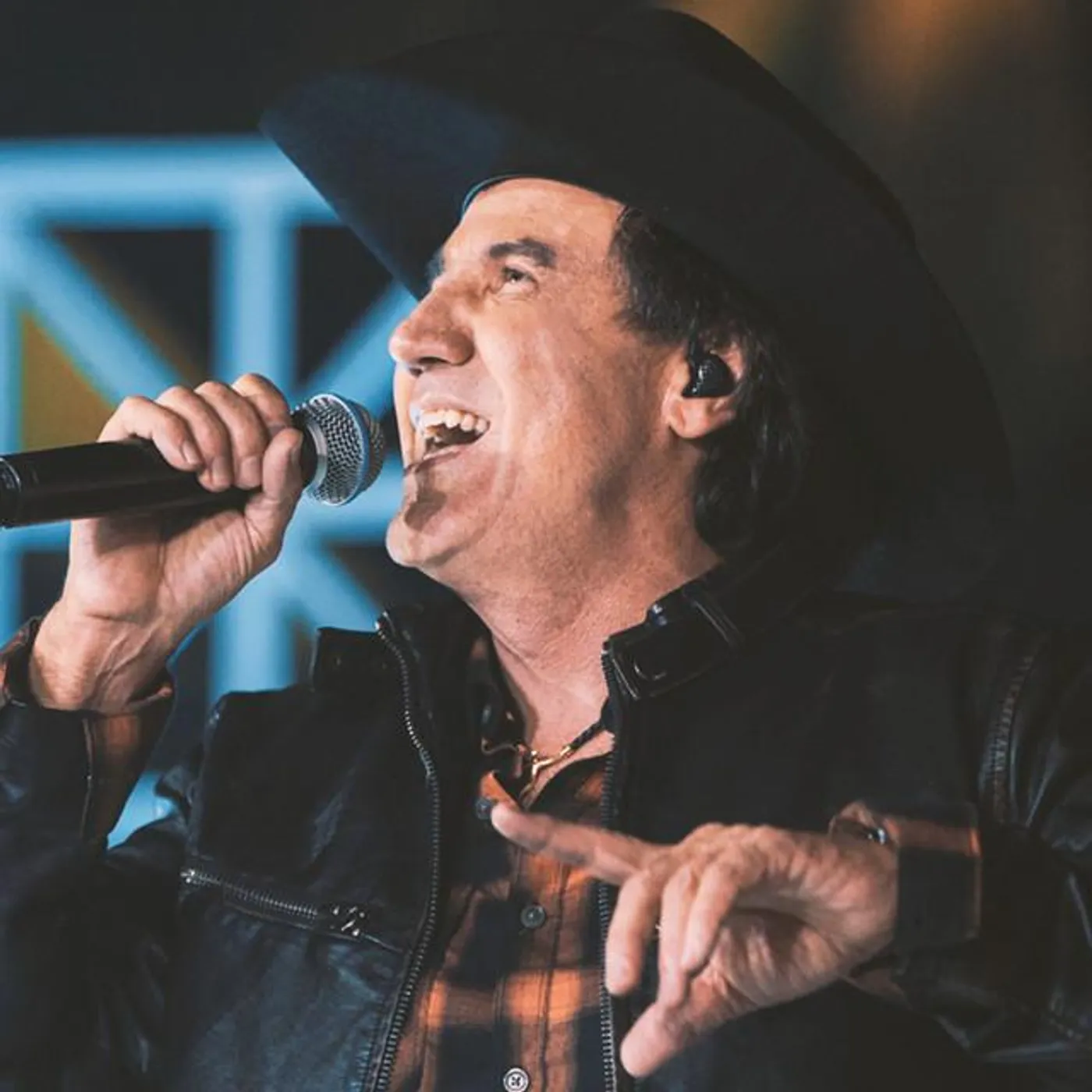 Juliano Cezar Brand Page